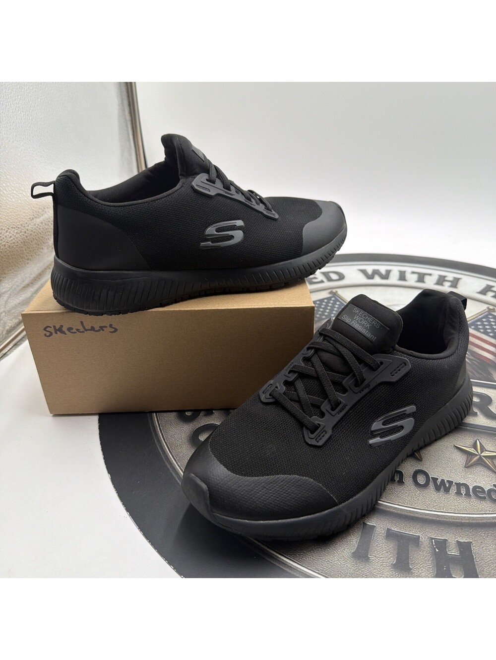 Skechers Women's Squad Sr Food Service Shoe sz 8.5 in black 77222 (no Box)
